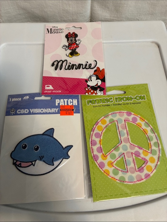 Disney Other - Fabric Iron-On Patch Set of 3  - Minnie Mouse Peace sign fish
